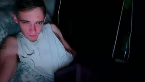 itzd123 online show from August 11, 7:54 am