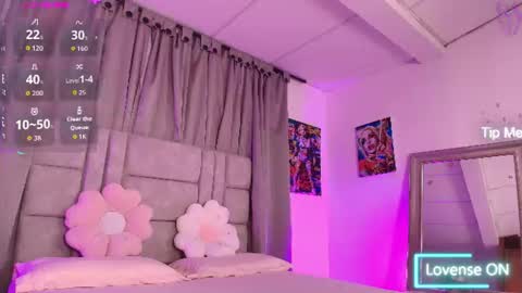 Itzel  online show from July 31, 5:51 pm