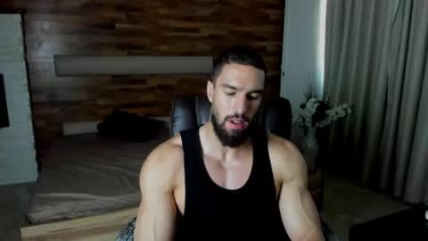 IvanHydee online show from August 8, 4:34 am