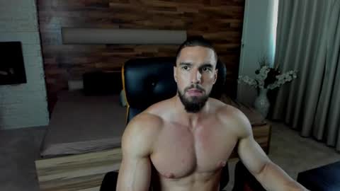 IvanHydee online show from August 12, 10:06 am