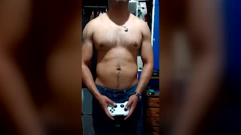 ivanmexicano2 online show from July 9, 12:59 am
