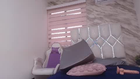 ivanna online show from August 3, 10:28 pm