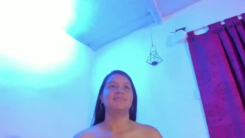 ivannaa18 online show from June 26, 5:44 am