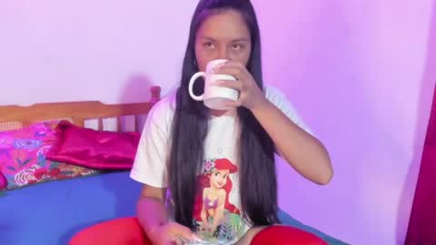 ivannaa18 online show from August 13, 3:53 am