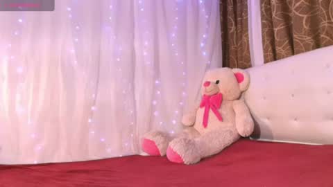  Ivon  Miss Jones  online show from June 28, 4:37 am