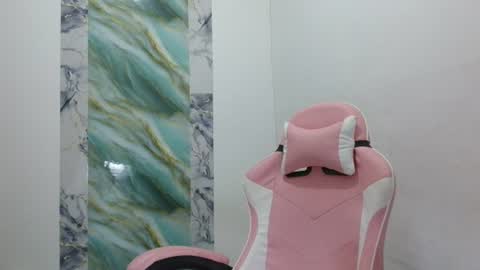 ivory_babe online show from August 10, 8:54 pm