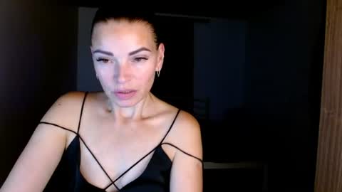 Lana online show from July 9, 8:47 pm