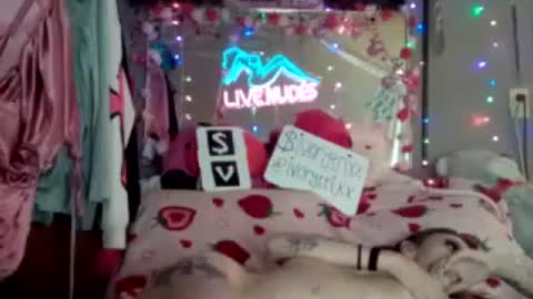 ivorytrixx online show from July 10, 9:42 pm