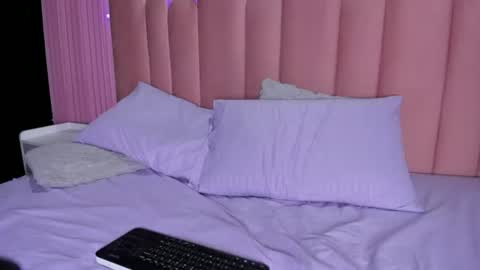 Ivy online show from August 3, 9:55 pm