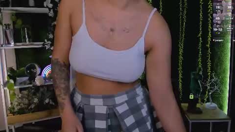 Ivy online show from August 3, 1:18 pm