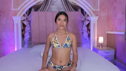 Ivy Rae online show from April 29, 7:11 am