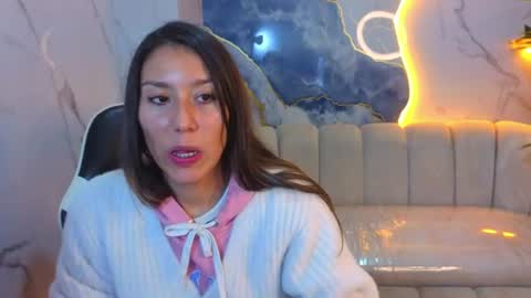 ivydesire_tx online show from August 8, 3:39 am