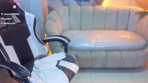 ivydesire_tx online show from August 13, 9:45 am