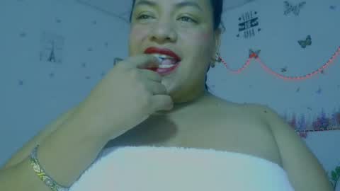 ivydesouza online show from June 8, 4:18 am