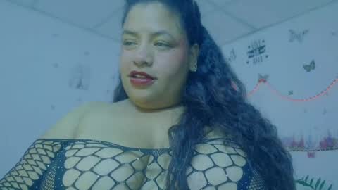 ivydesouza online show from June 26, 4:16 am
