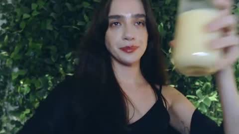 Miss Ivy online show from August 3, 1:56 am