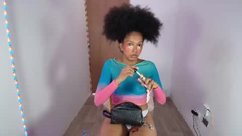 ivylusst online show from August 1, 8:04 pm