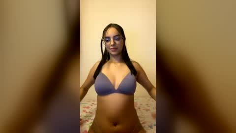 Ivymoon online show from July 28, 4:40 am
