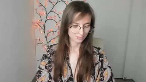 Ivy online show from July 26, 6:46 pm