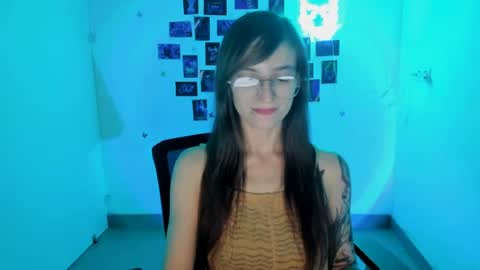 Ivy online show from August 7, 12:32 am