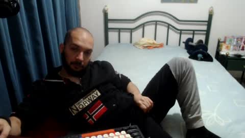 iwanturarse online show from August 13, 6:49 am