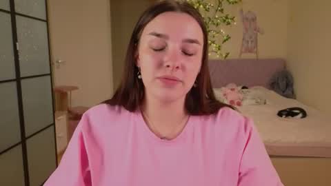 Daisy online show from August 10, 10:11 pm