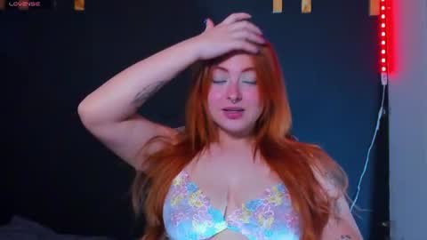hot izys online show from July 19, 5:42 am