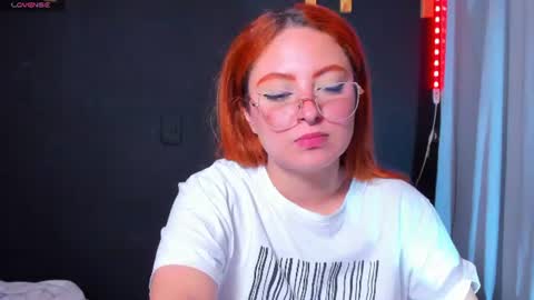 hot izys online show from August 1, 10:54 am