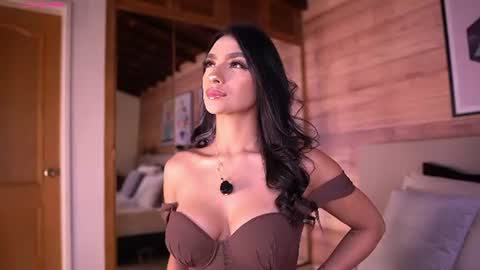 izzywild1 online show from August 14, 10:57 pm