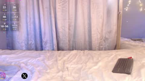Hey im Jaxxxon check my info     online show from August 13, 8:34 pm