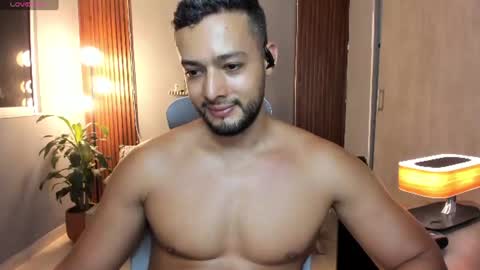 Calix  Independient model Insta and twt Calixsnake online show from July 22, 11:51 pm