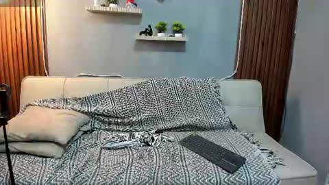 Calix  Independient model Insta and twt Calixsnake online show from August 10, 4:14 am