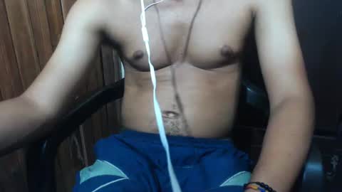 j_castello online show from August 9, 7:48 pm