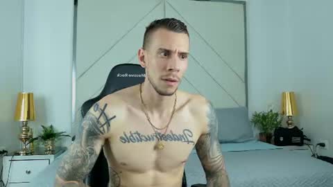 J King online show from August 15, 1:53 am