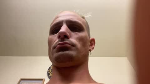 j_sqared4828 online show from August 14, 6:22 pm