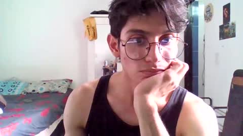 j_t2005 online show from August 12, 5:04 pm
