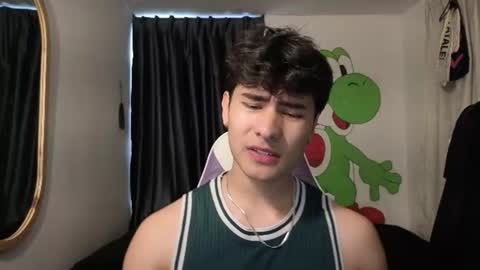 Noah  Tyler online show from July 29, 1:18 pm