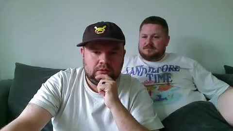 ja_couple online show from April 26, 4:03 pm