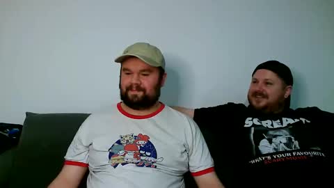 ja_couple online show from May 24, 9:39 pm