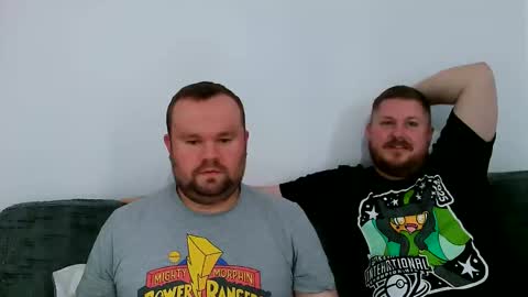 ja_couple online show from May 31, 5:59 pm