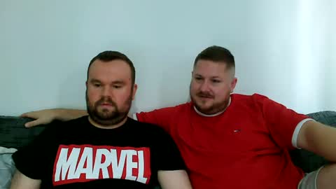 ja_couple online show from August 18, 2:56 pm