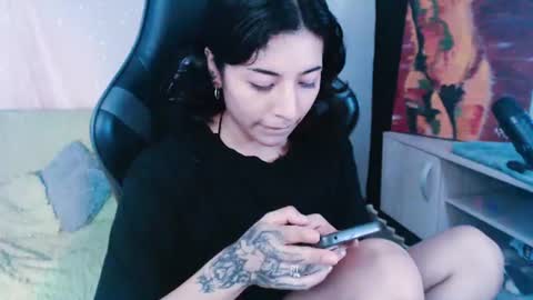 Jade online show from August 5, 2:48 pm