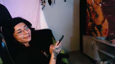 Jade online show from August 8, 2:00 am