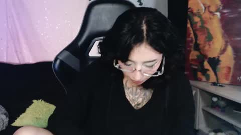 Jade online show from August 11, 4:58 am