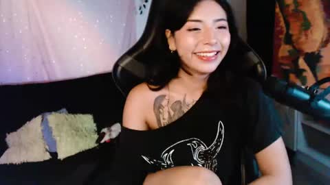 Jade online show from August 16, 7:34 am