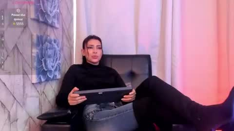 Jade West online show from August 5, 10:08 pm