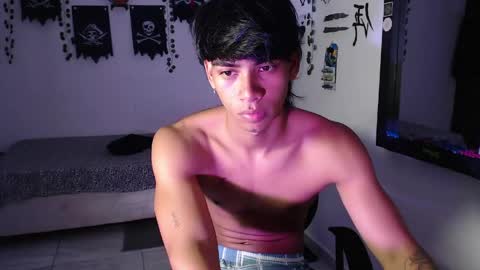 jack160724 online show from May 2, 9:52 pm