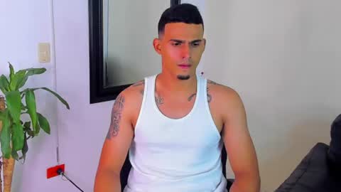 jack__scott online show from August 11, 6:37 am