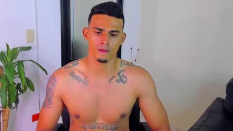 jack__scott online show from August 11, 7:43 am