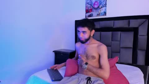 Jack bigdick1  online show from August 7, 3:06 am